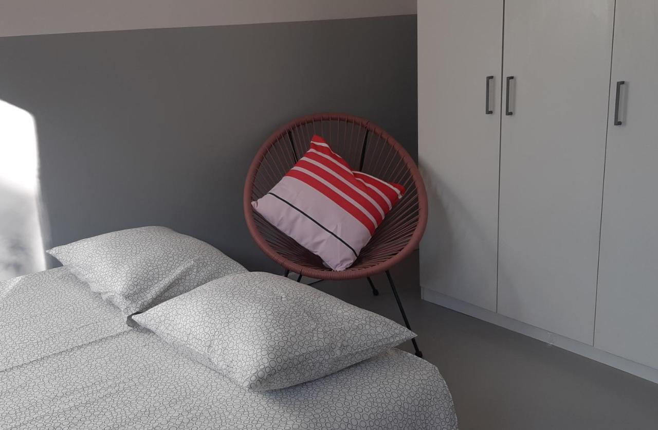 Lovely Madly Apartment Krakow Luaran gambar