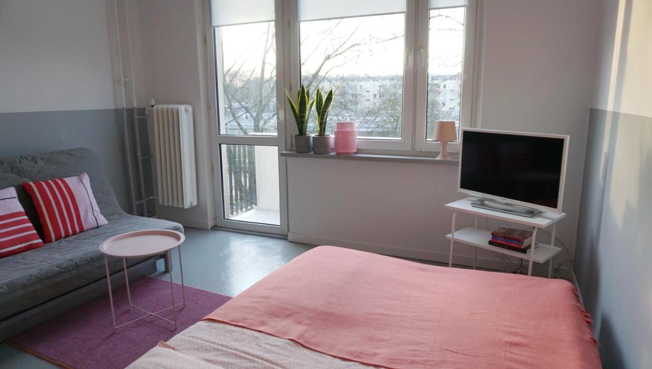 Lovely Madly Apartment Krakow Luaran gambar